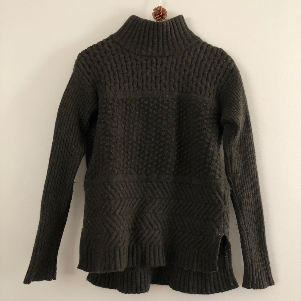 Levi’s Forest Green Wool Turtleneck Sweater